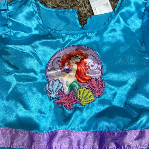 Lot of three Disney Princess nightgowns - Picture 4 of 7